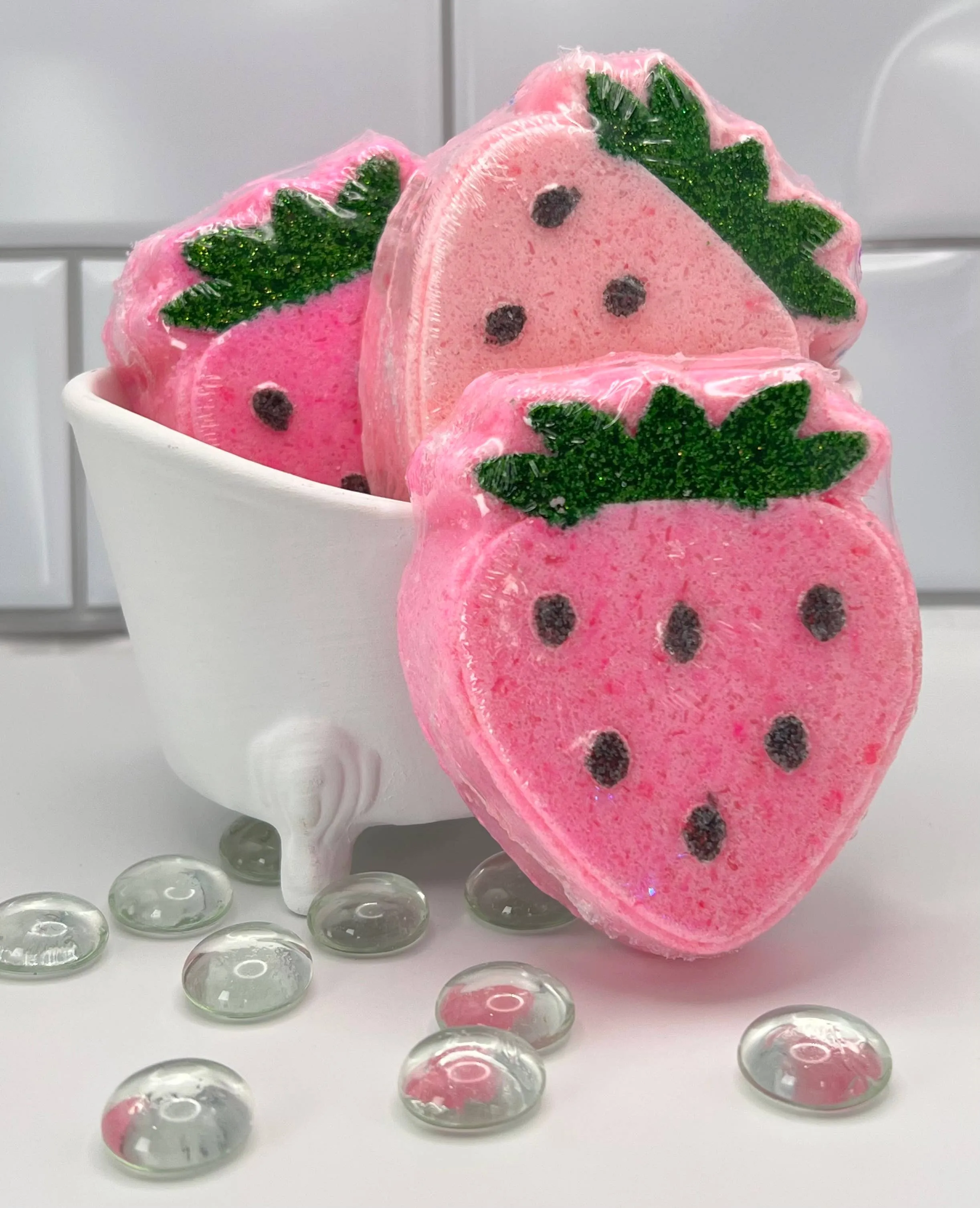 Bath Bomb: Strawberry