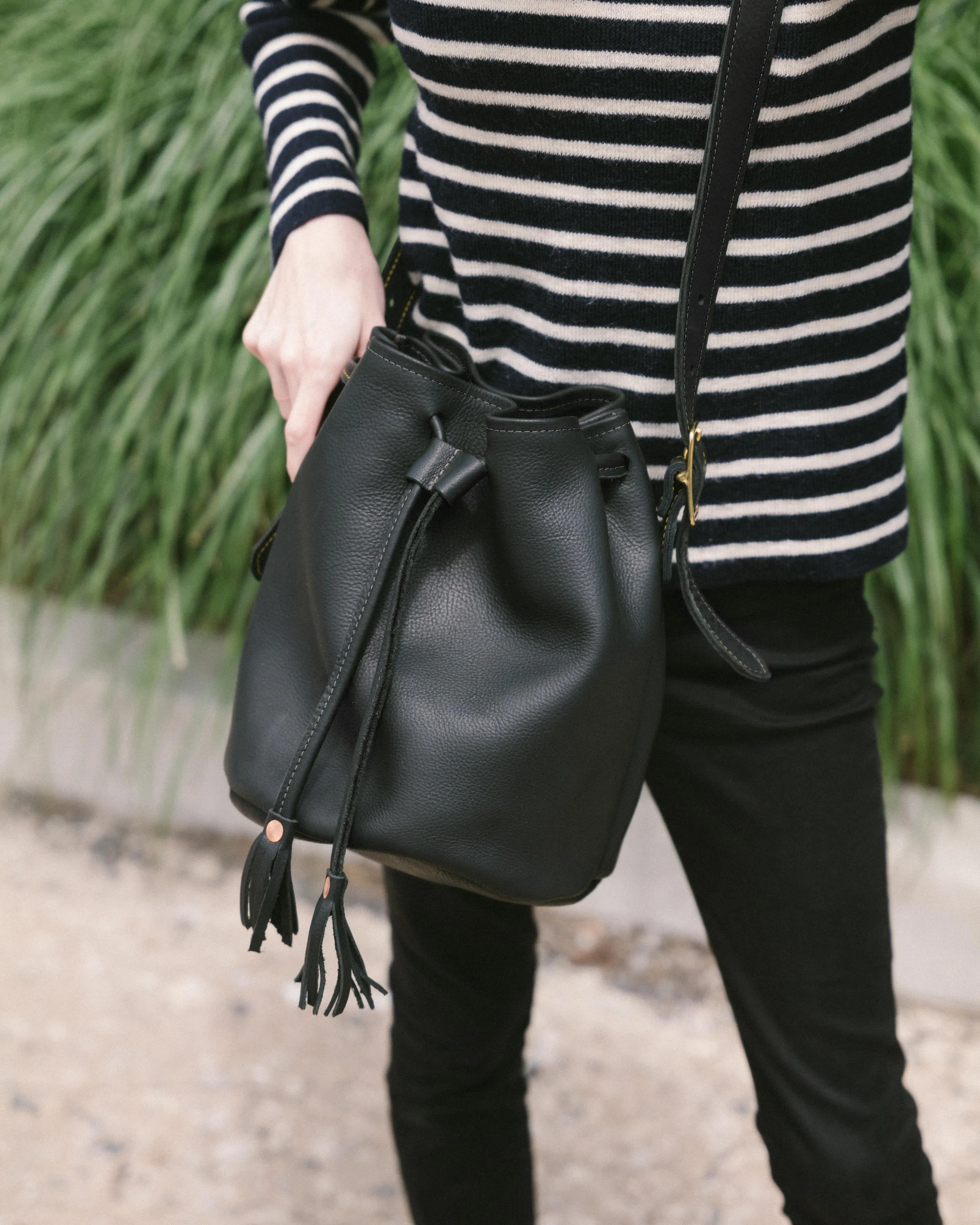 Black Kodiak Bucket Bag