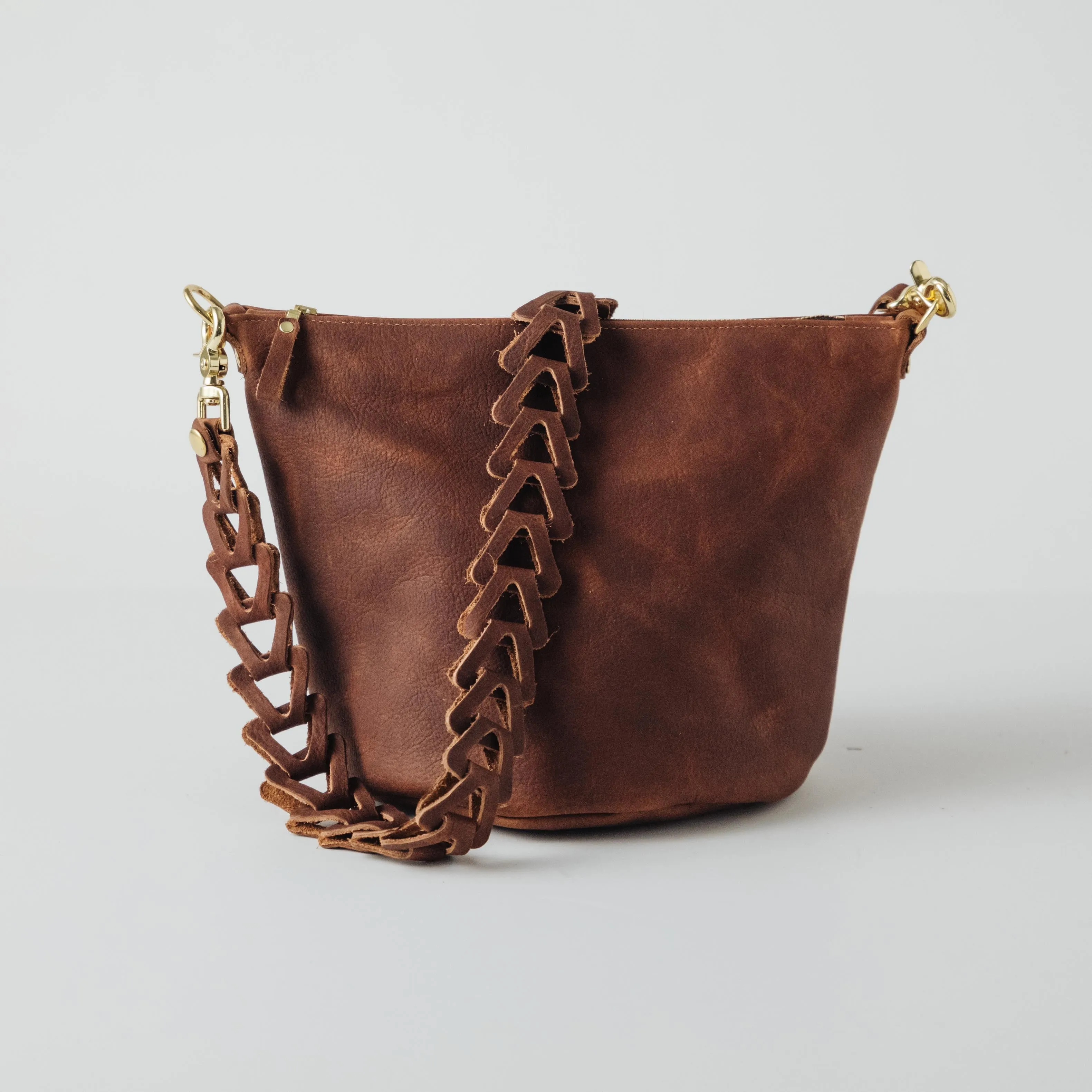 Brown Kodiak Zip-Top Bucket Bag