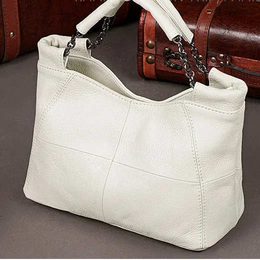 Chic Small Cowhide Leather Shoulder Bag | Stylish Everyday Crossbody Purse