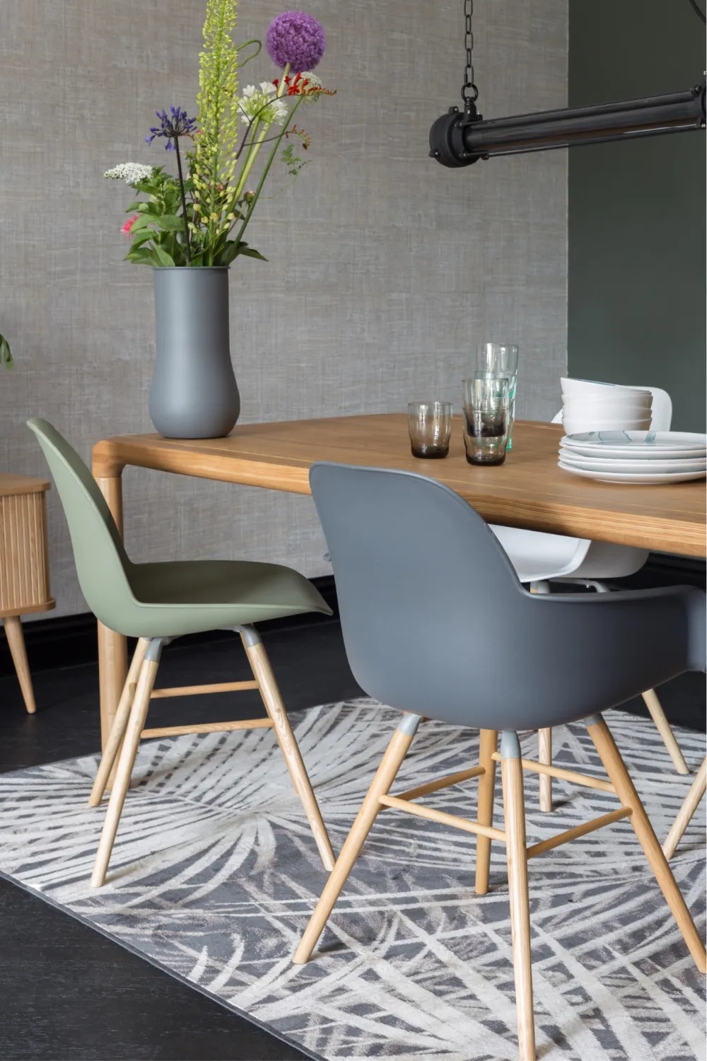 Dark Gray Molded Dining Armchairs (2) | Zuiver Albert Kuip