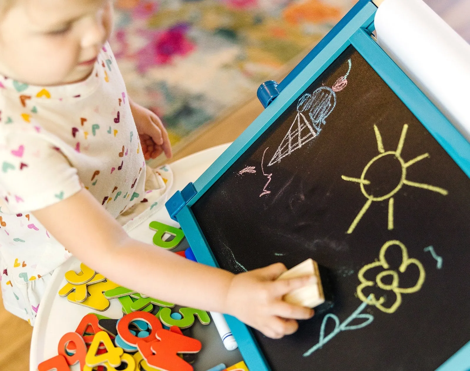 Double-Sided Tabletop Easel