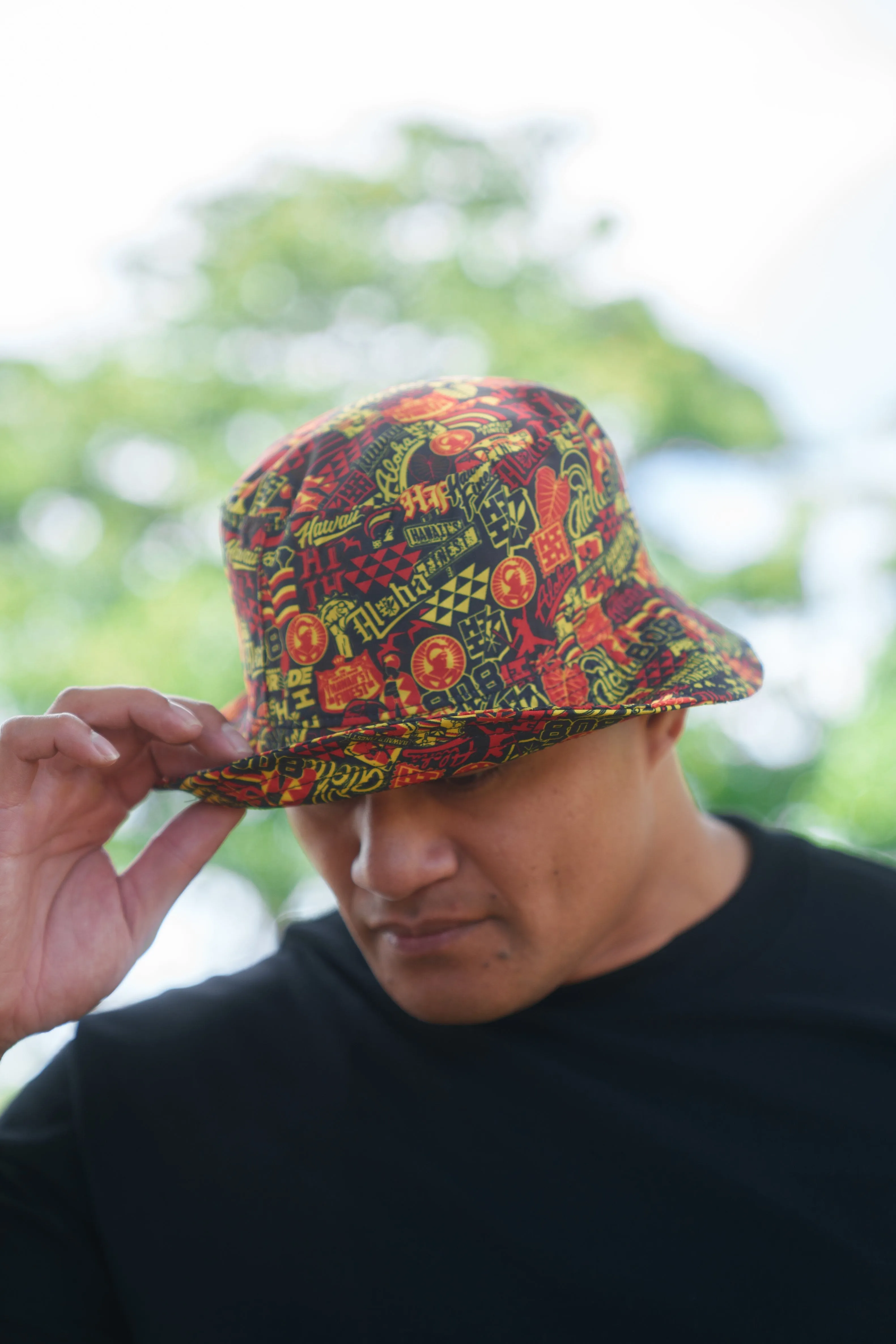 RED & YELLOW STICKERBOMB ALOHA FESTIVAL BUCKET HAT