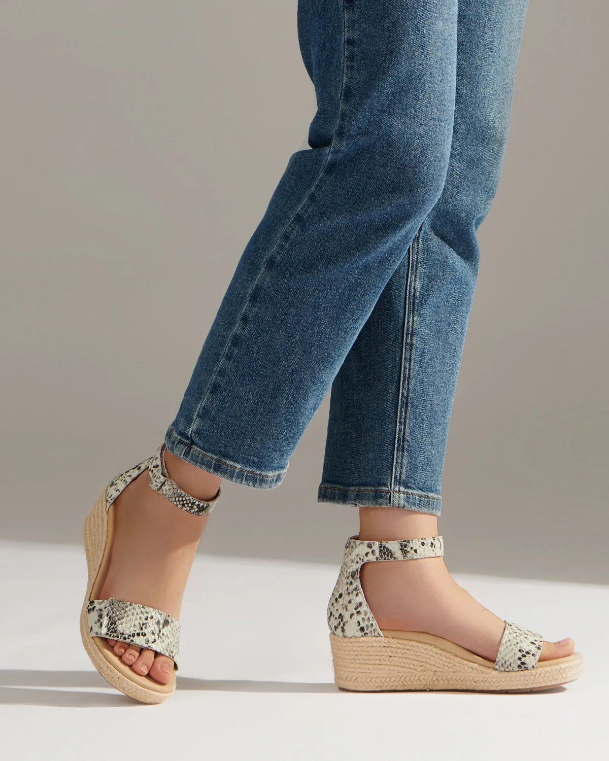 Riviera Ankle Sandal Metatarsal