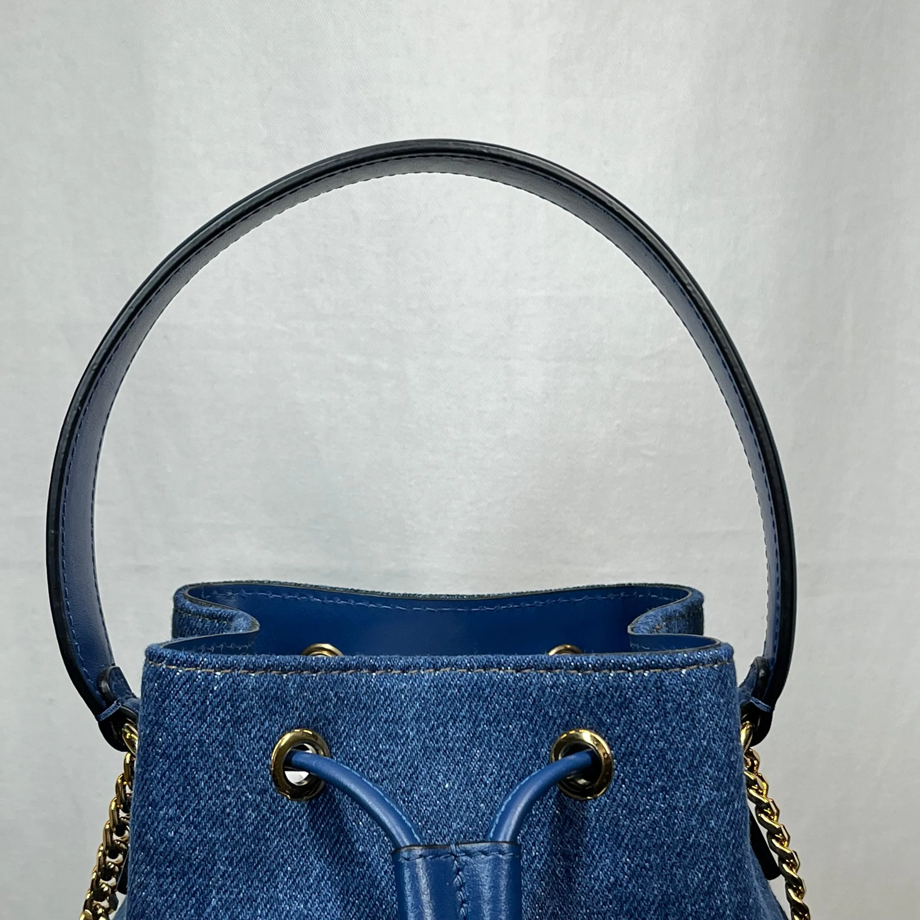 VERSACE La Medusa Denim Bucket Drawstring Bag TS3723